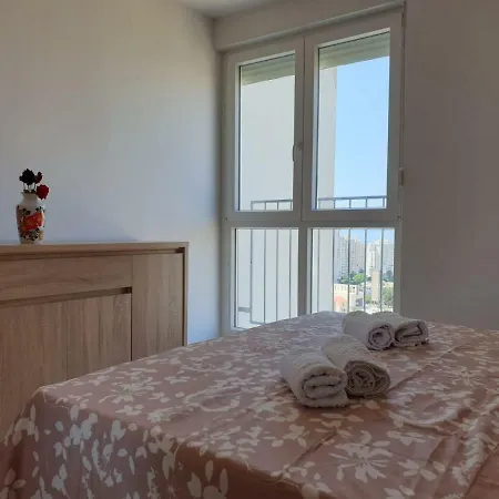 Ana Apartment *